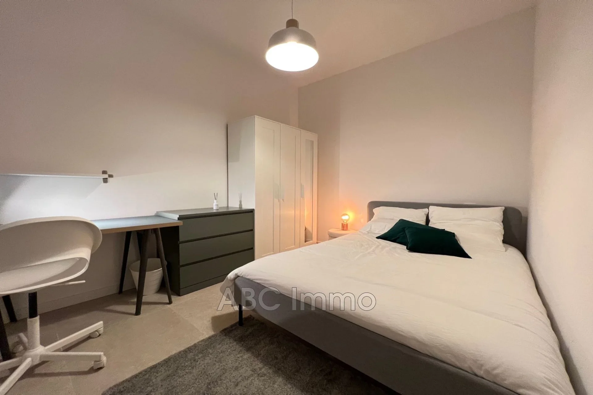 Appartement Rue Irma Moreau à Aix-en-Provence