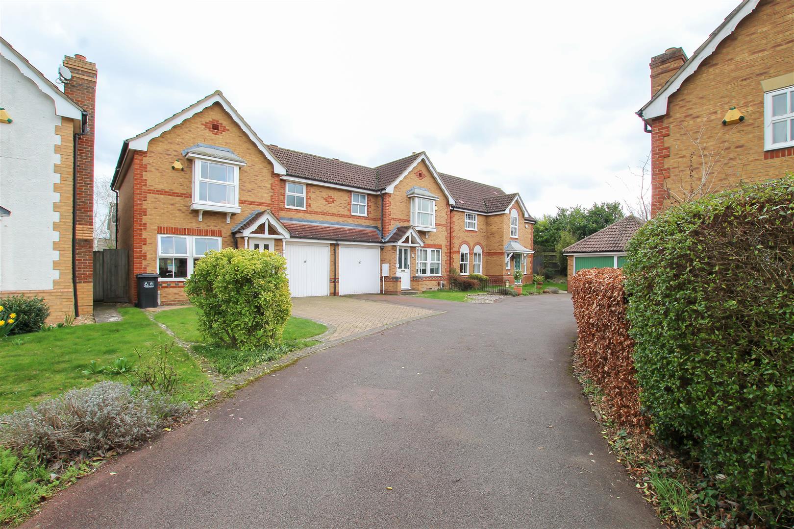 House Carrick Close in Cambridge