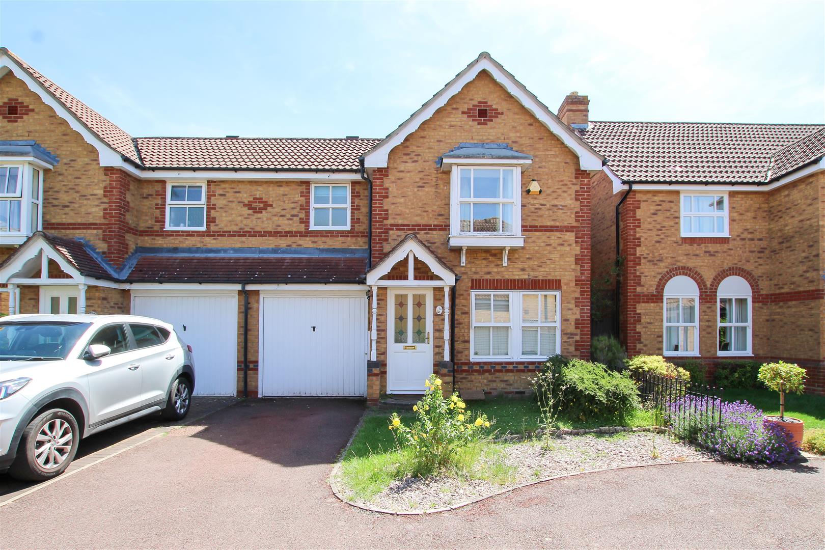 House Carrick Close in Cambridge