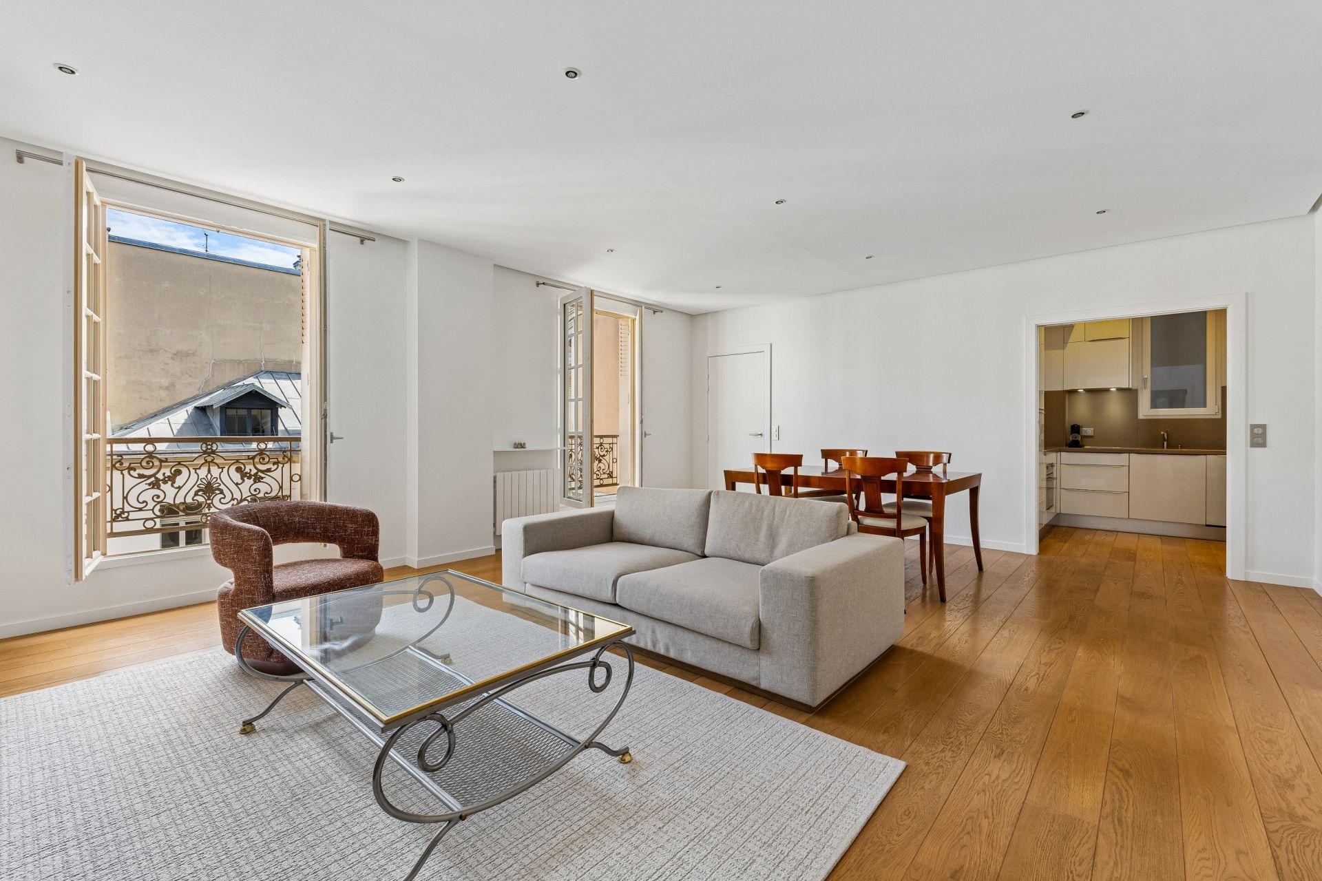 Flat Rue Jean Mermoz in Paris