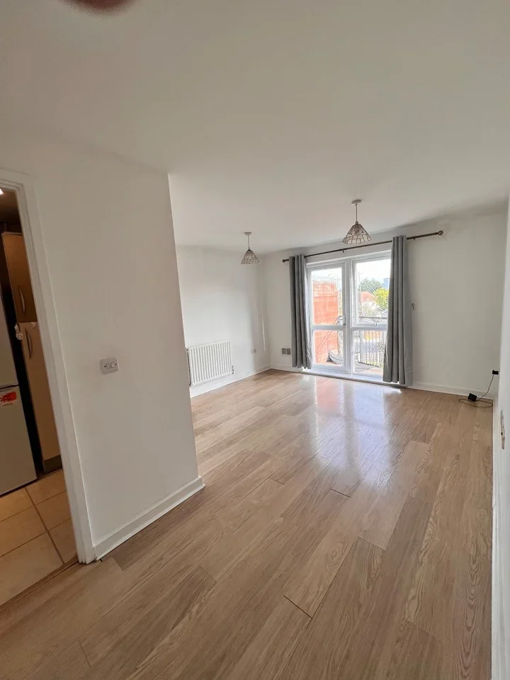 Flat Hamilton Court in Livingston