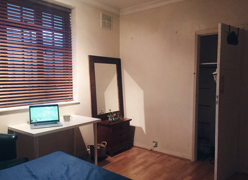 Room Coningham Road in Greater London