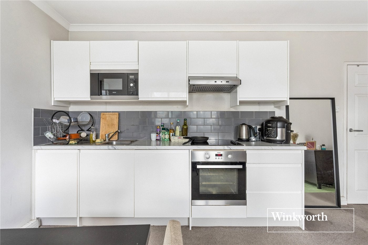 Flat Hatfields in Greater London