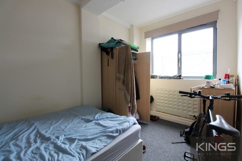 Flat Waterloo Terrace in Southampton