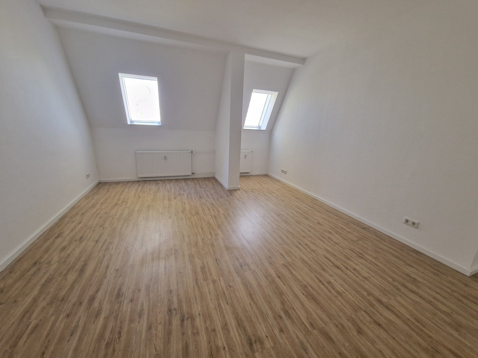 Zimmer Helmstedter Straße in Magdeburg
