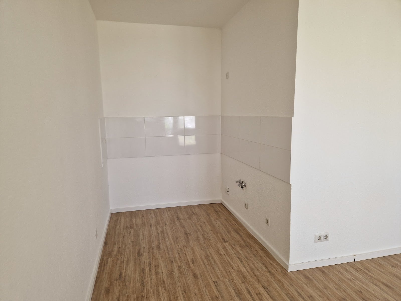 Zimmer Helmstedter Straße in Magdeburg
