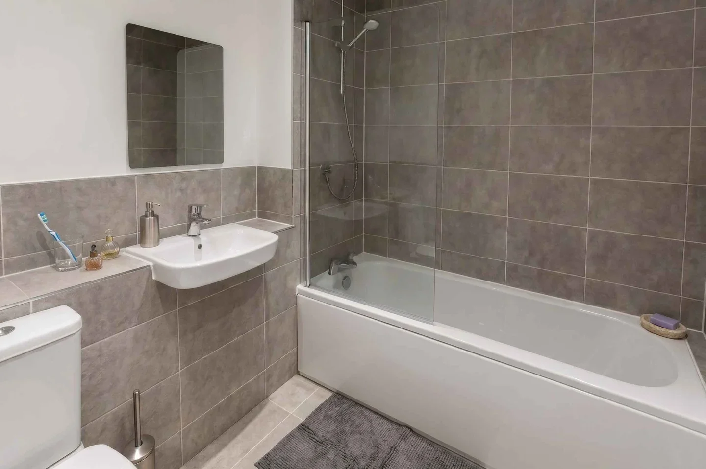Room Blackwater Close in Stevenage