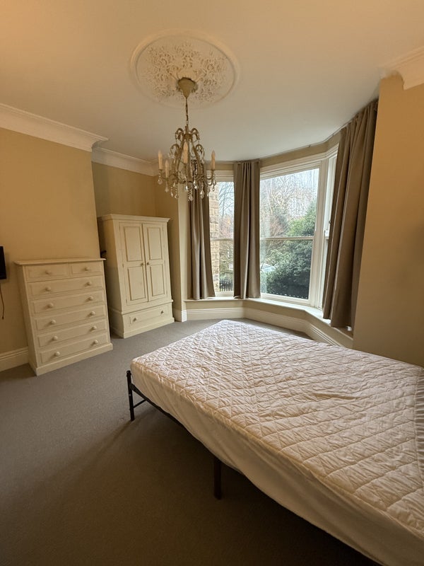 Room Sharrow View in Sheffield