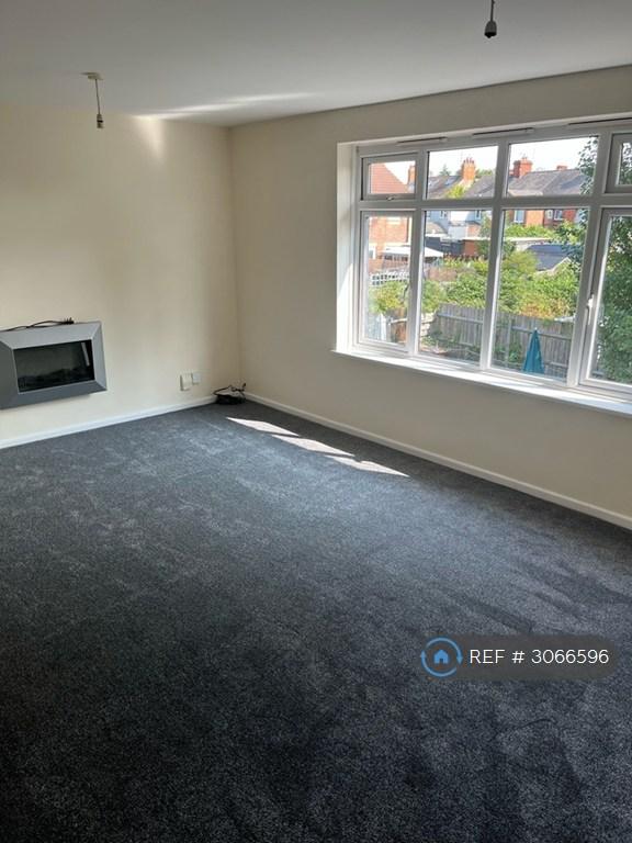 Flat Compton Way in Earls Barton