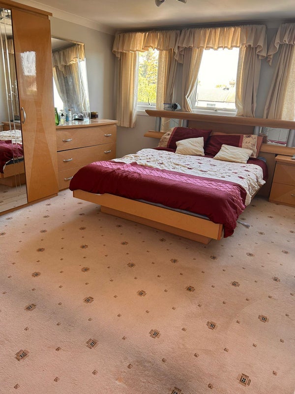 Room Chingford Road in Greater London