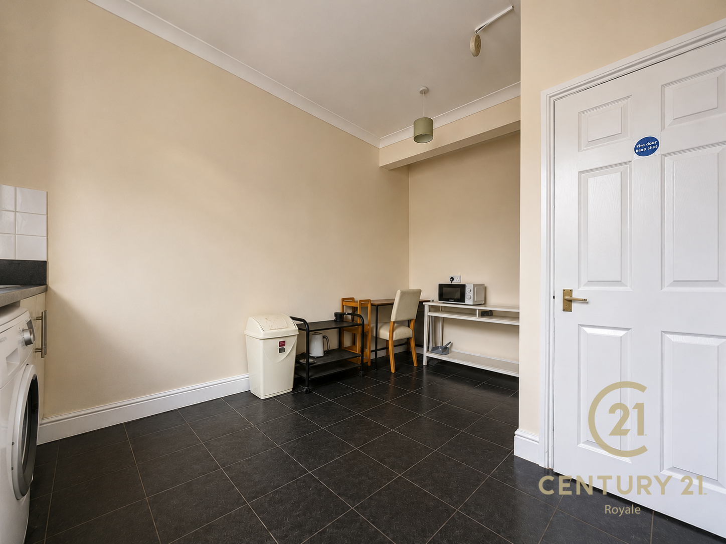 Room Surbiton Road in Greater London