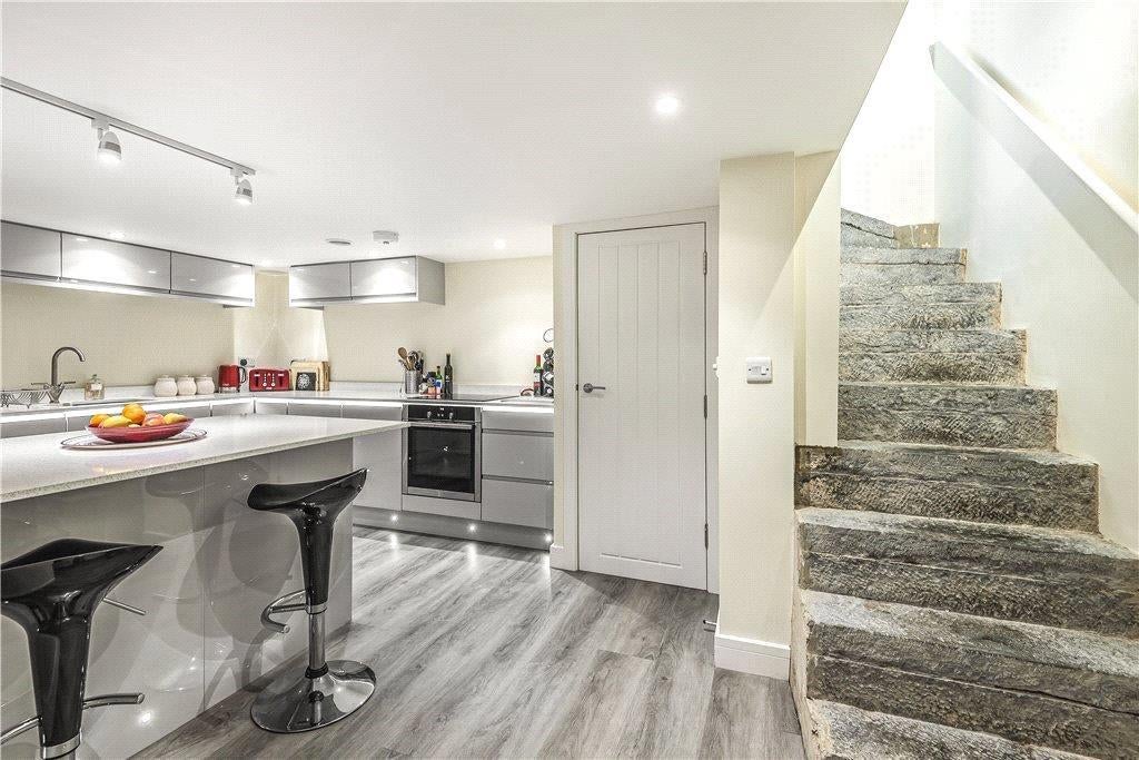 Flat Hendford in Yeovil