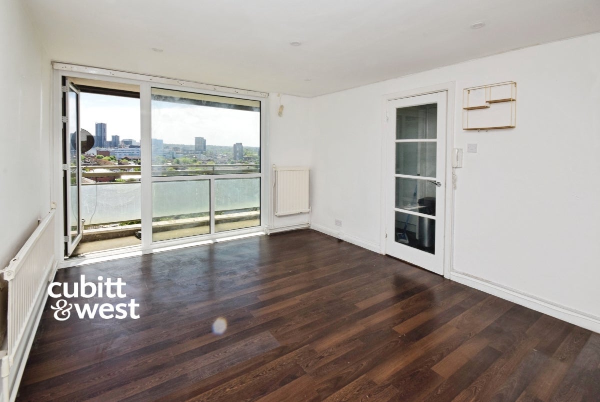 Room Lewes Road in Brighton