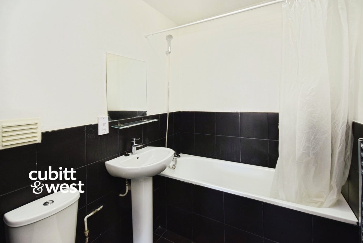 Room Lewes Road in Brighton