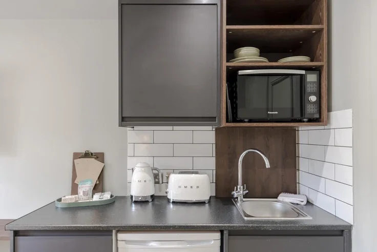 Flat Upper Tooting Road in Greater London
