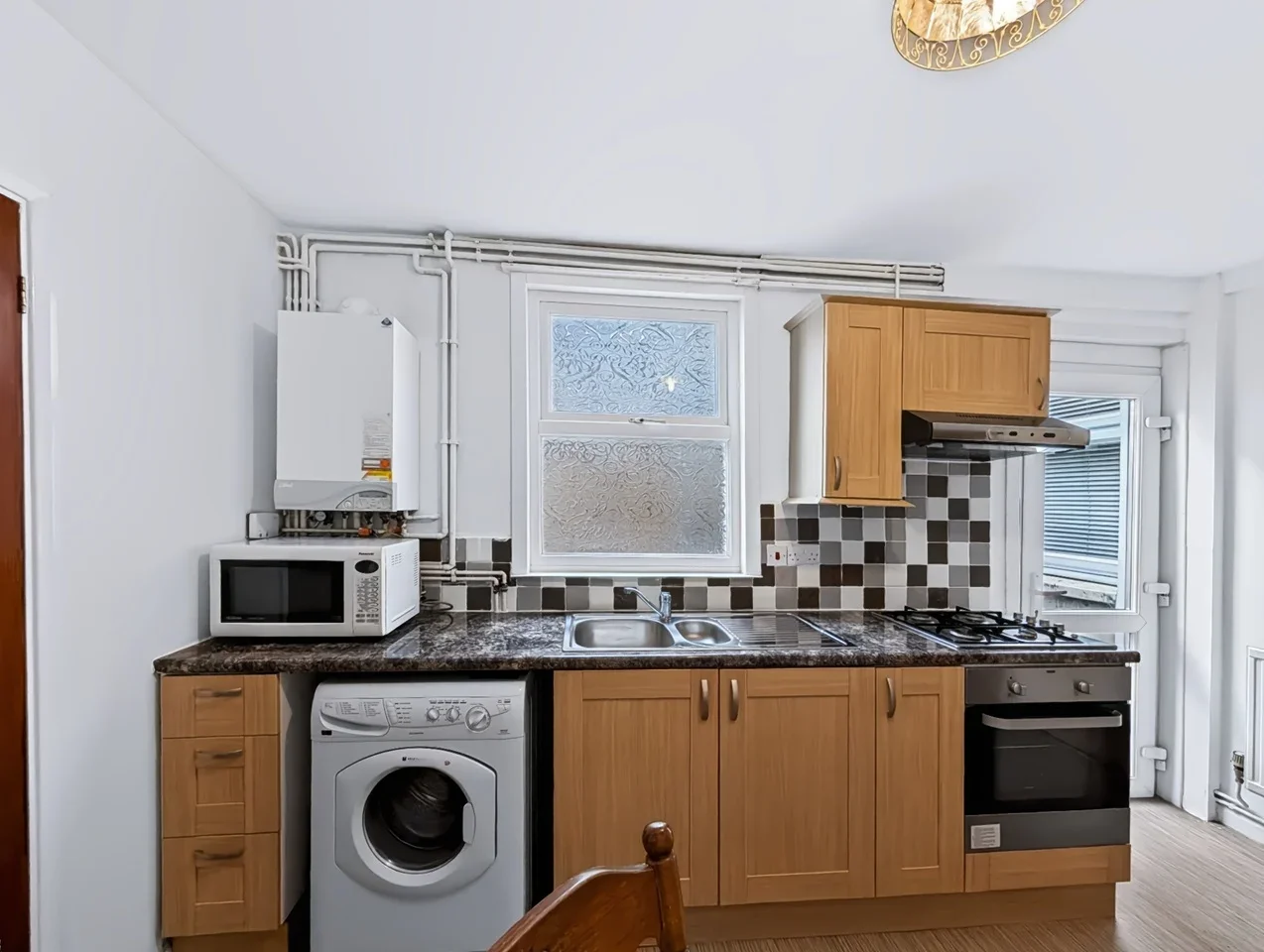 Flat Cunningham Road in Greater London