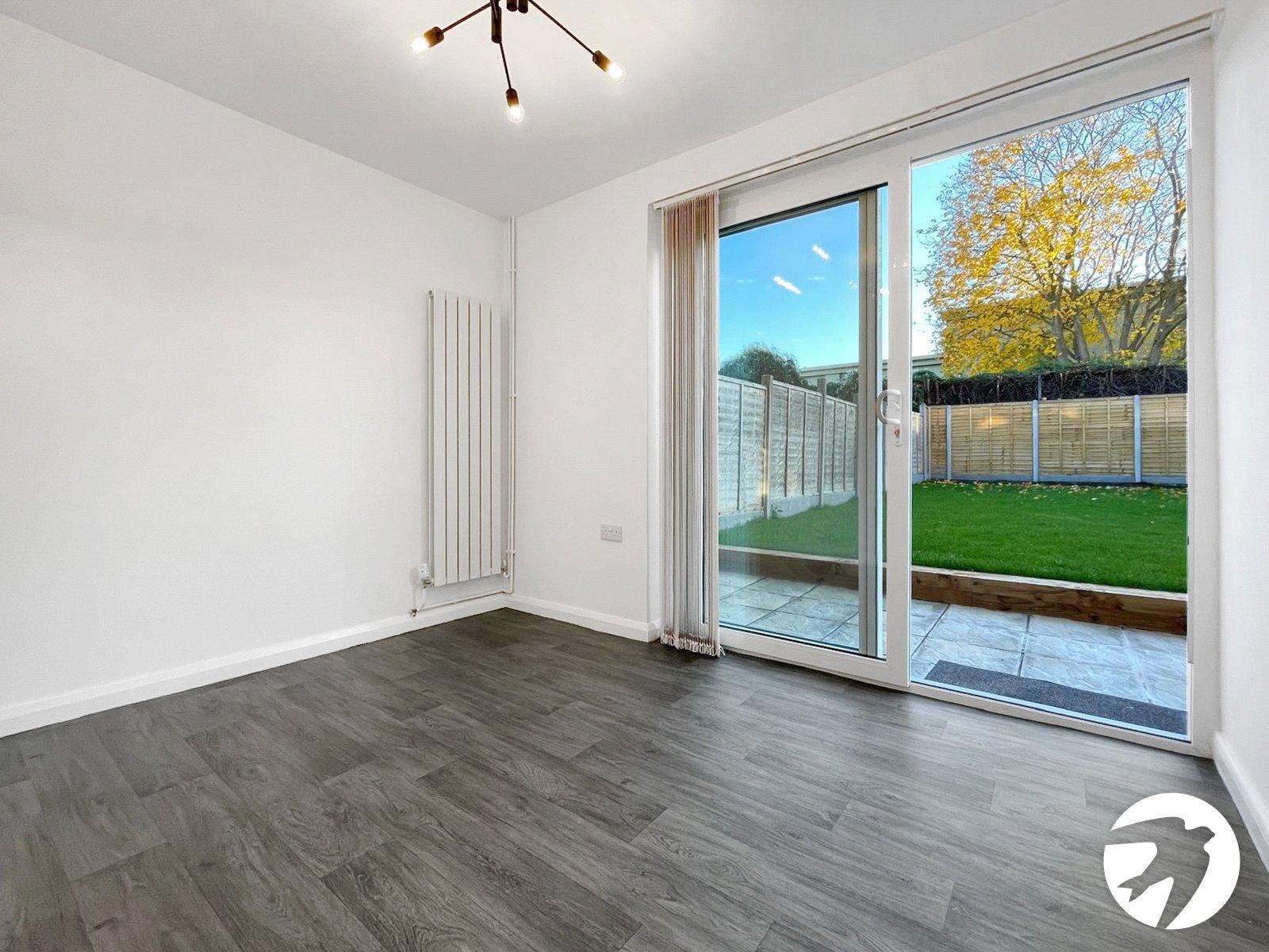 House Halcot Avenue in Greater London