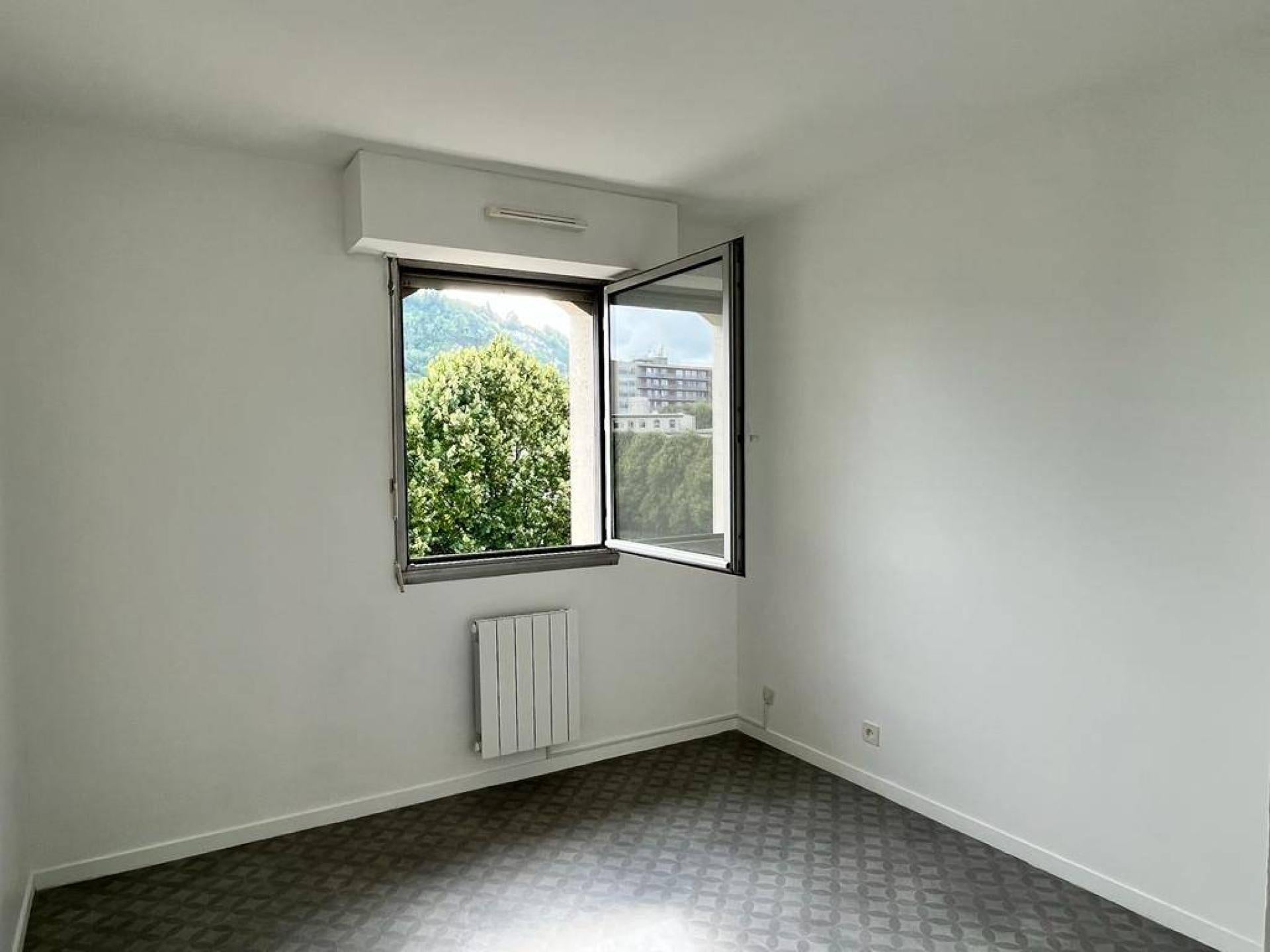 Appartement Esplanade du Champ de Mars à Rouen