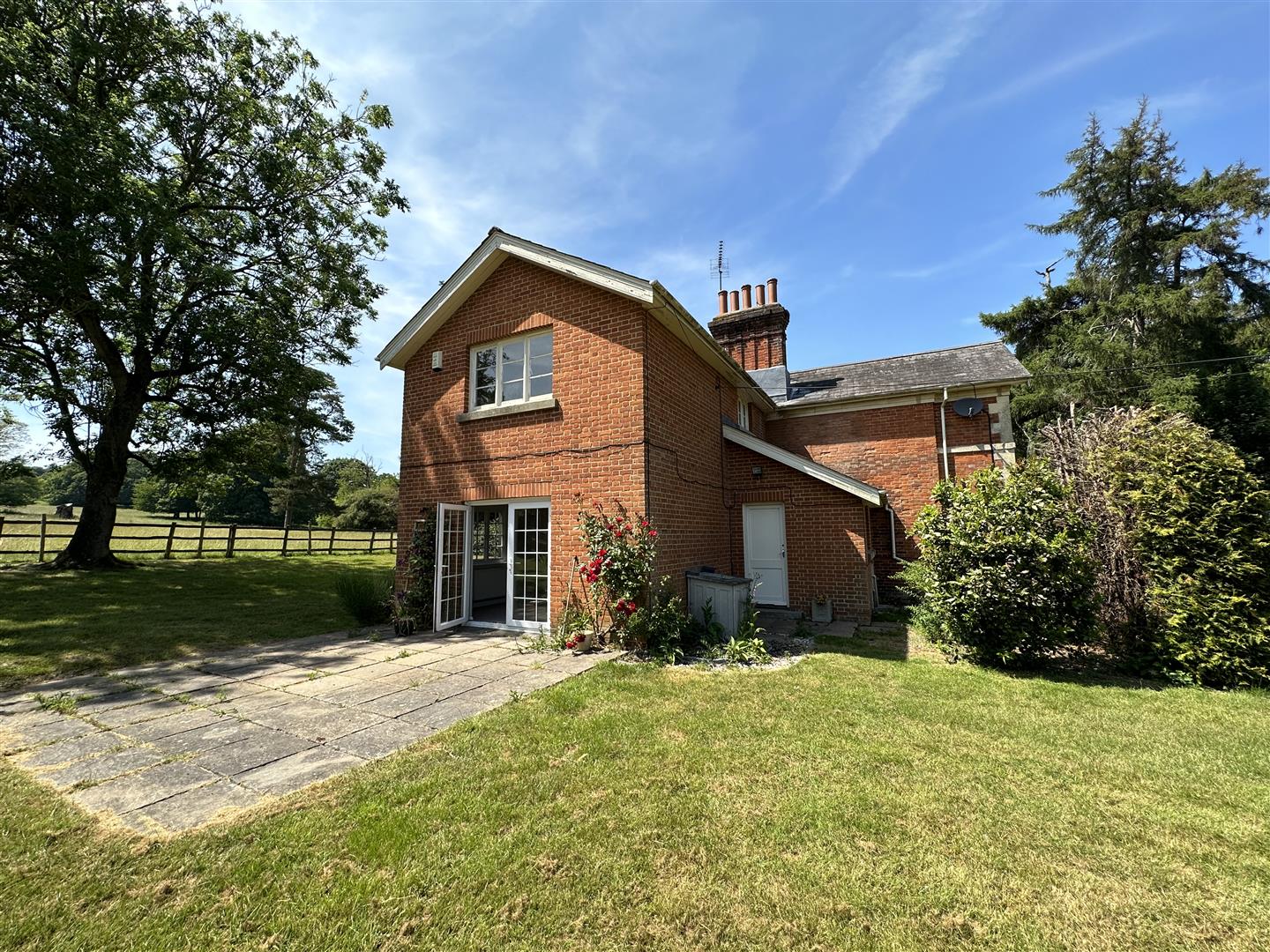 House Lade Wood Hill in Borough of Swale
