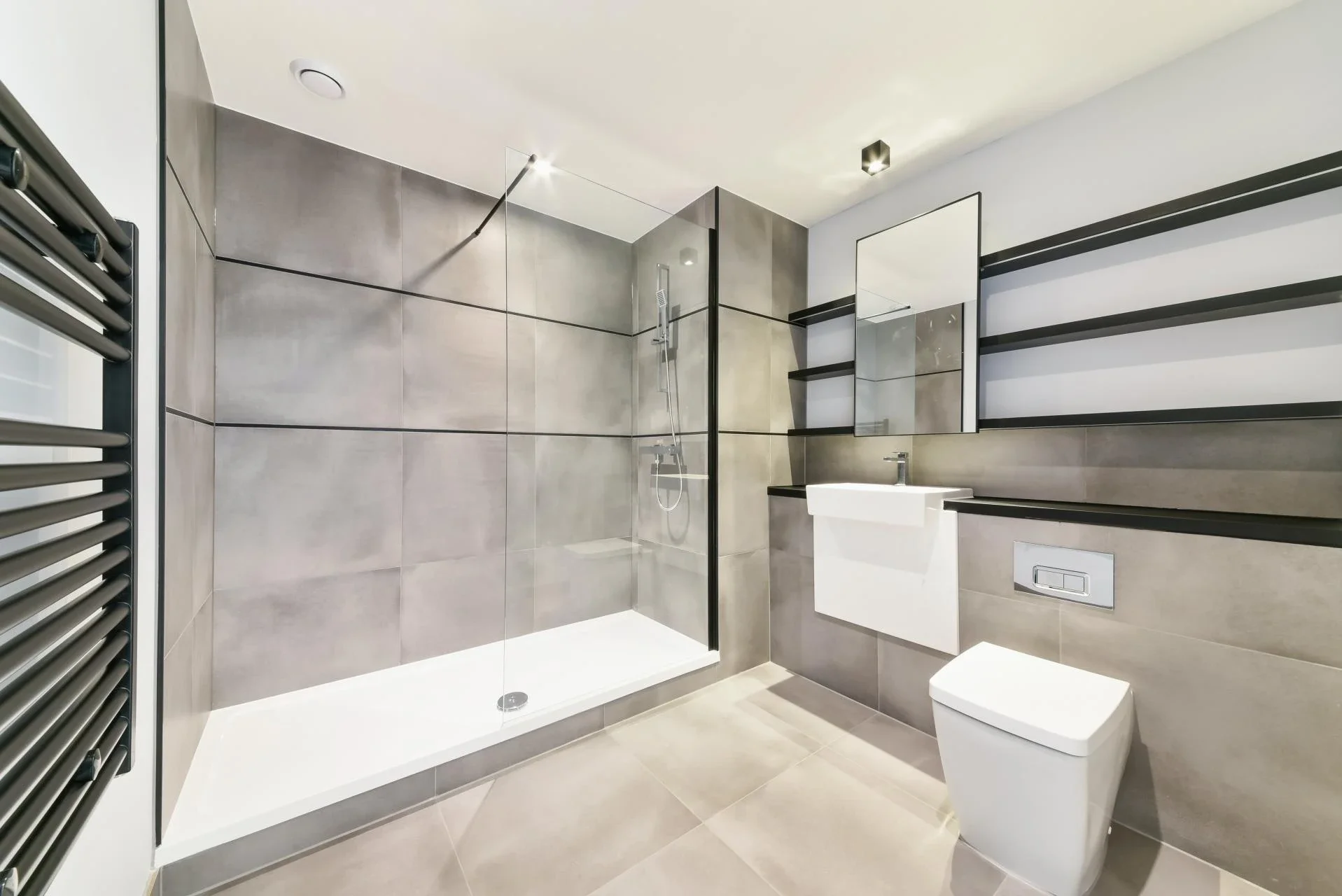 Flat Gillender Street in Greater London