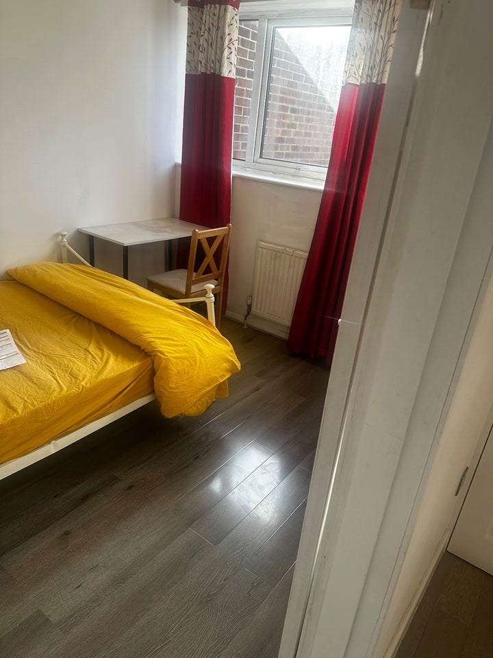 Room Prospect Vale in Greater London