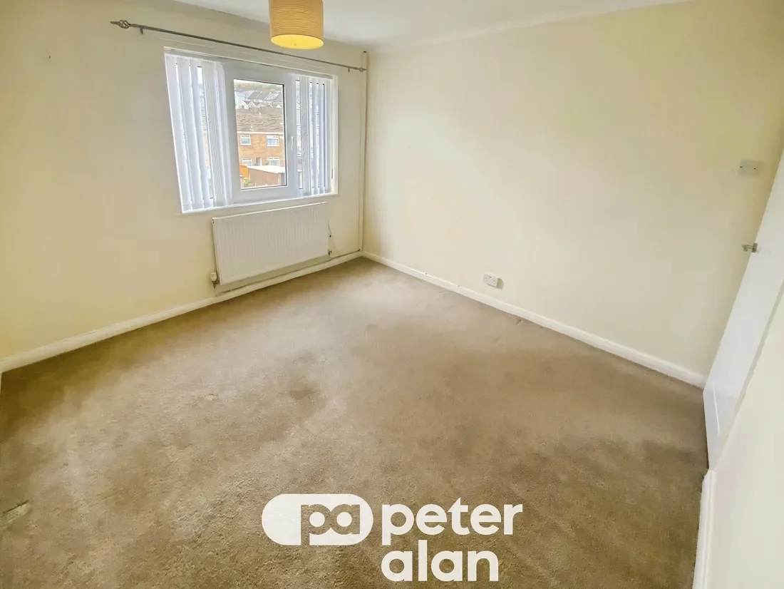 Flat Maes Brynna in Cwmdare
