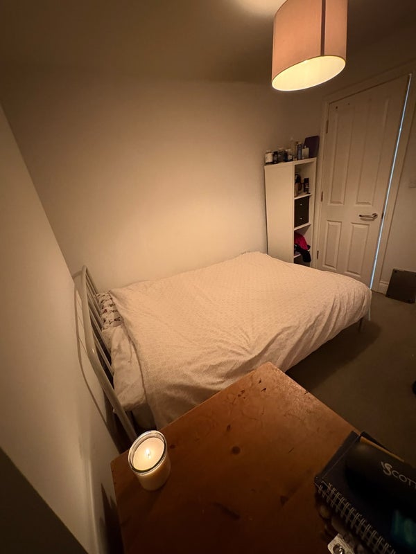 Room Woodland Grove in Greater London