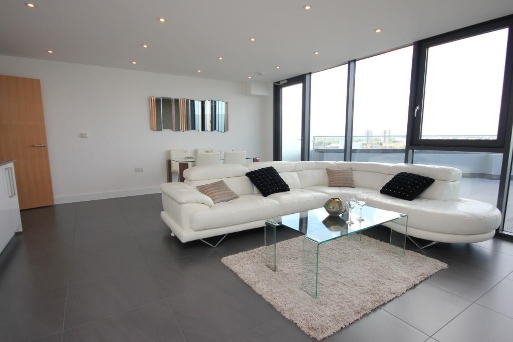Flat Powis Street in Greater London