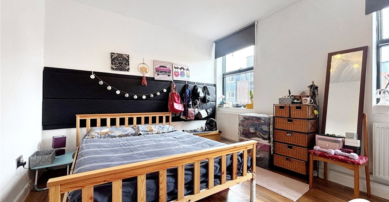 Flat Sittingbourne Road in Maidstone