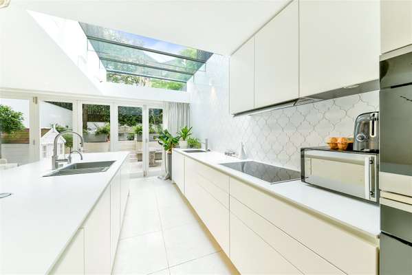 House Kildare Terrace in City of Westminster