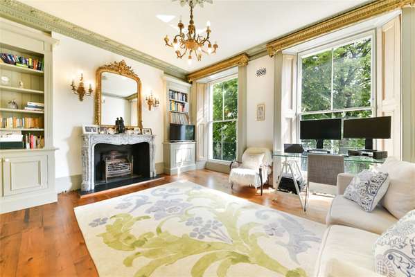 House Kildare Terrace in City of Westminster