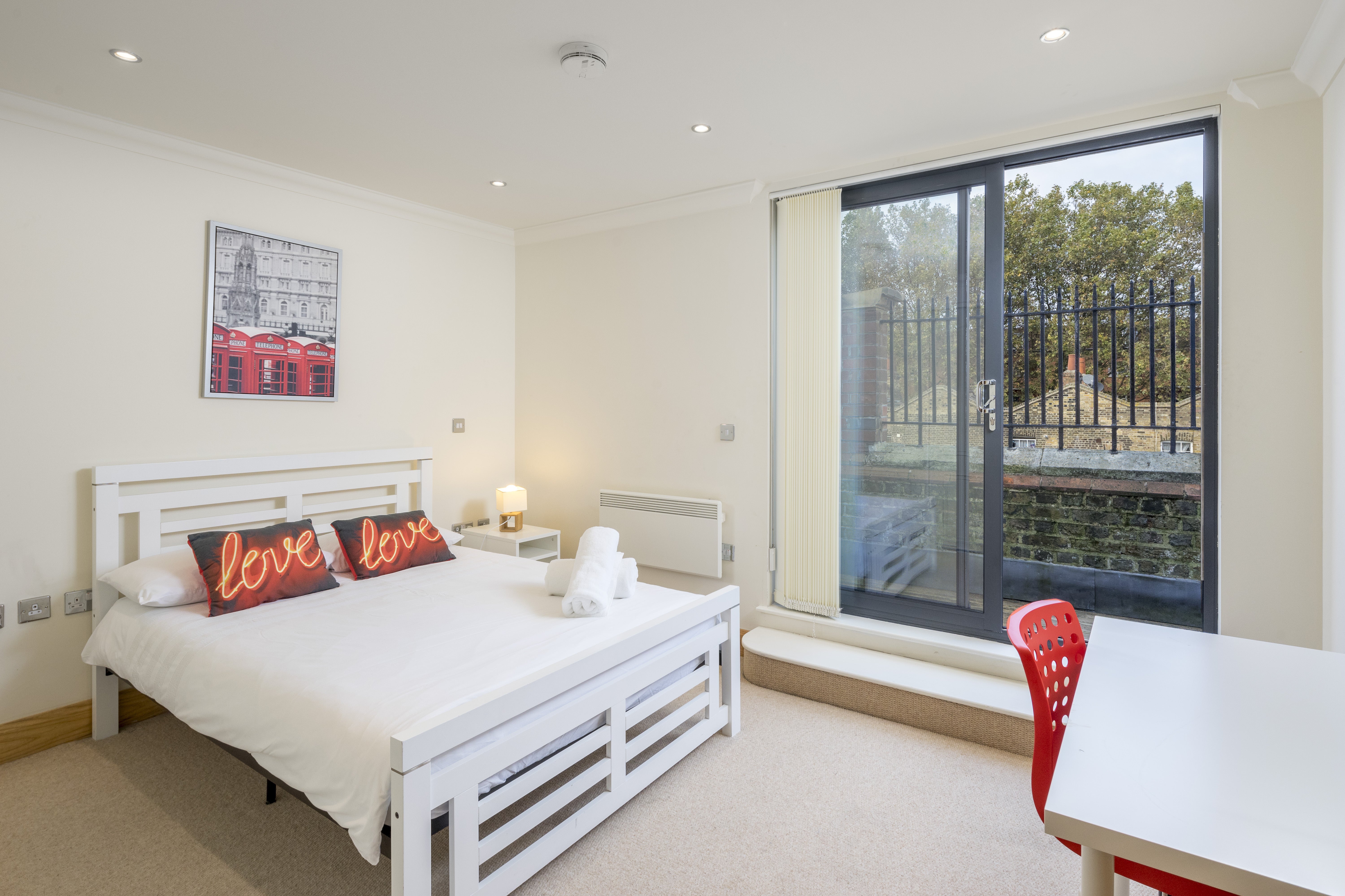 Flat School Mews in Greater London