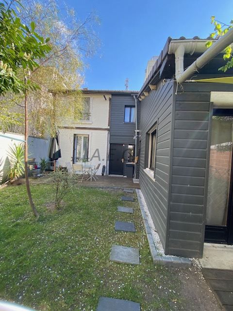 House Rue Auguste Buisson in La Garenne-Colombes