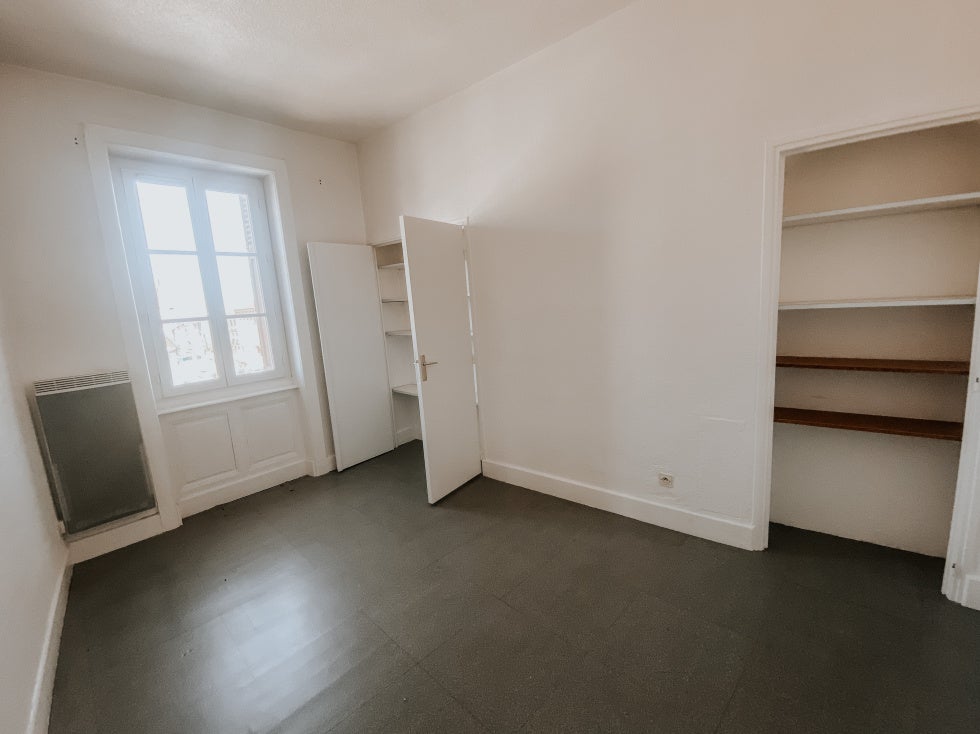 Appartement Rue de Gamon à La Tourette