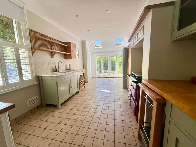 Flat Ashburnham Road in Tonbridge and Malling