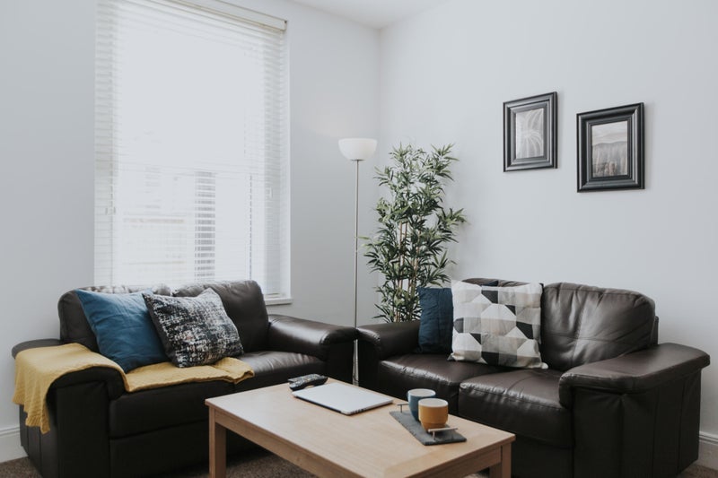 Flat Glebe Road in Bristol