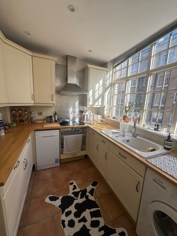 Room Marylebone High Street in City of Westminster