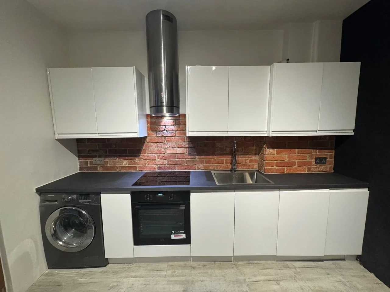 Flat Midland Terrace in Greater London