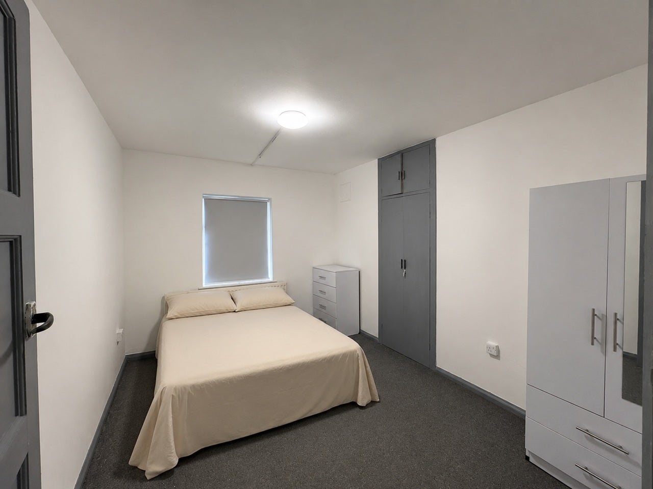 Flat Batchwood Green in Greater London