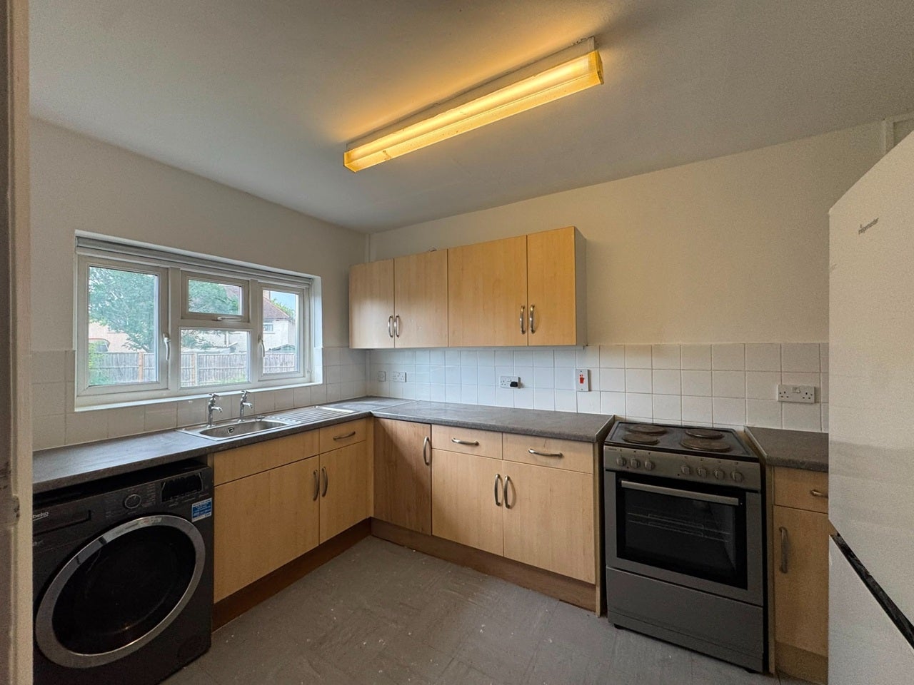 Flat Batchwood Green in Greater London