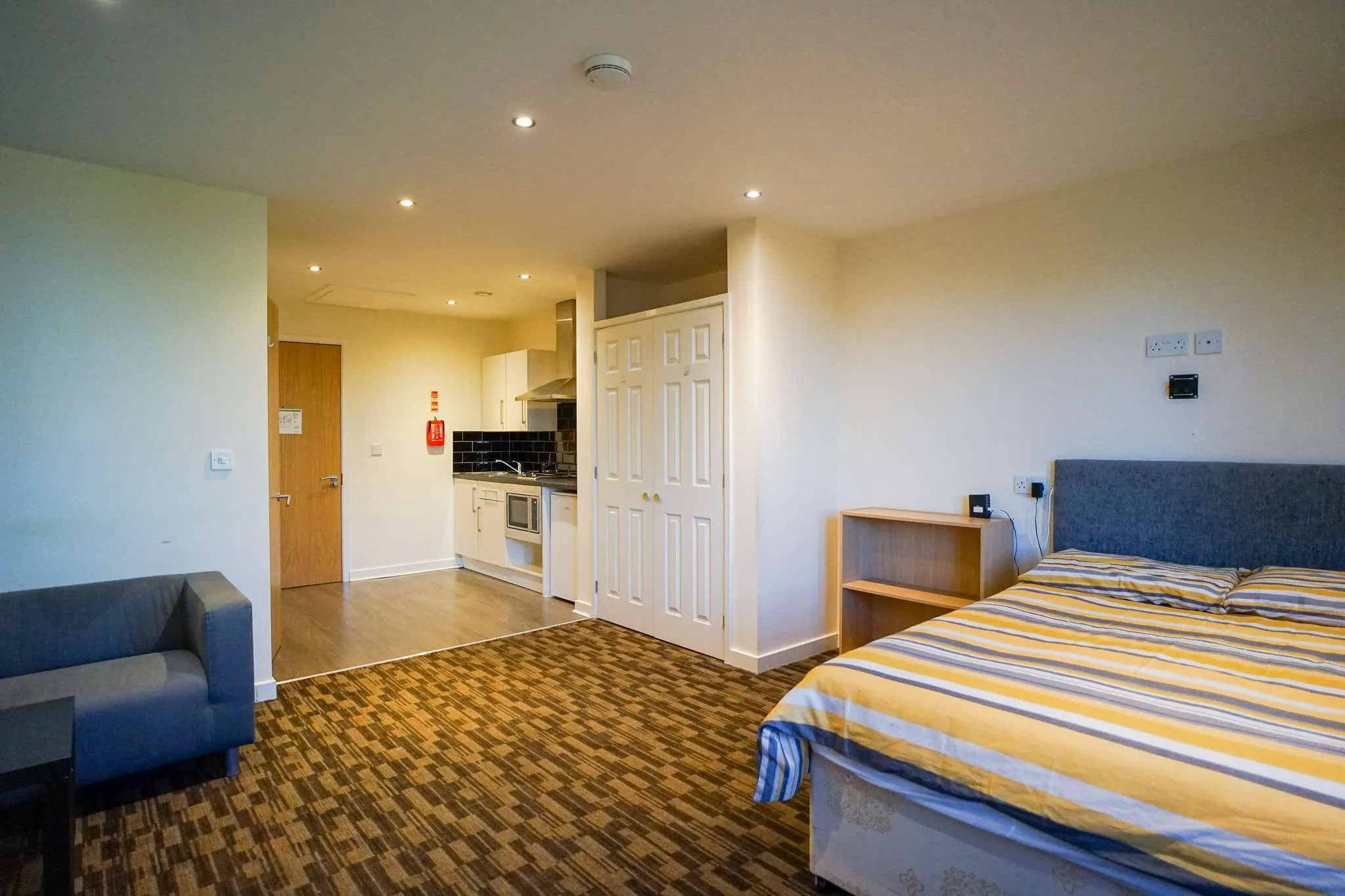 Flat Saint James Row in Sheffield