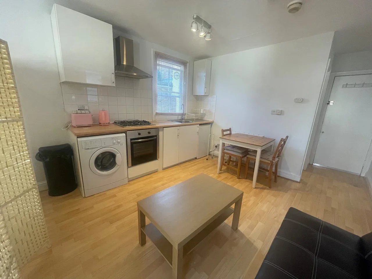 Flat Portnall Road in City of Westminster