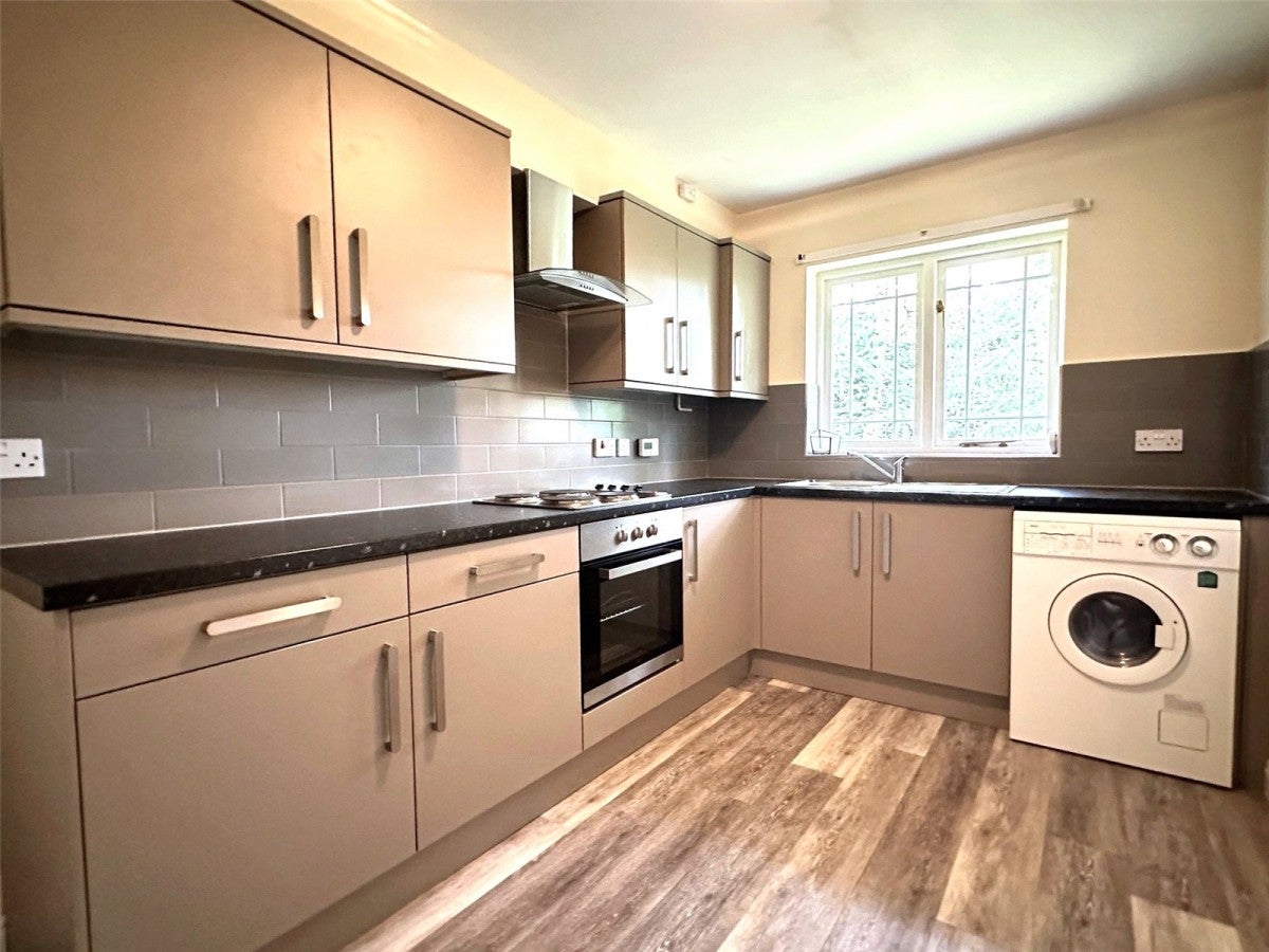 Flat Kendal Road in Macclesfield
