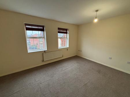 Flat Upper Bond Street in Hinckley and Bosworth
