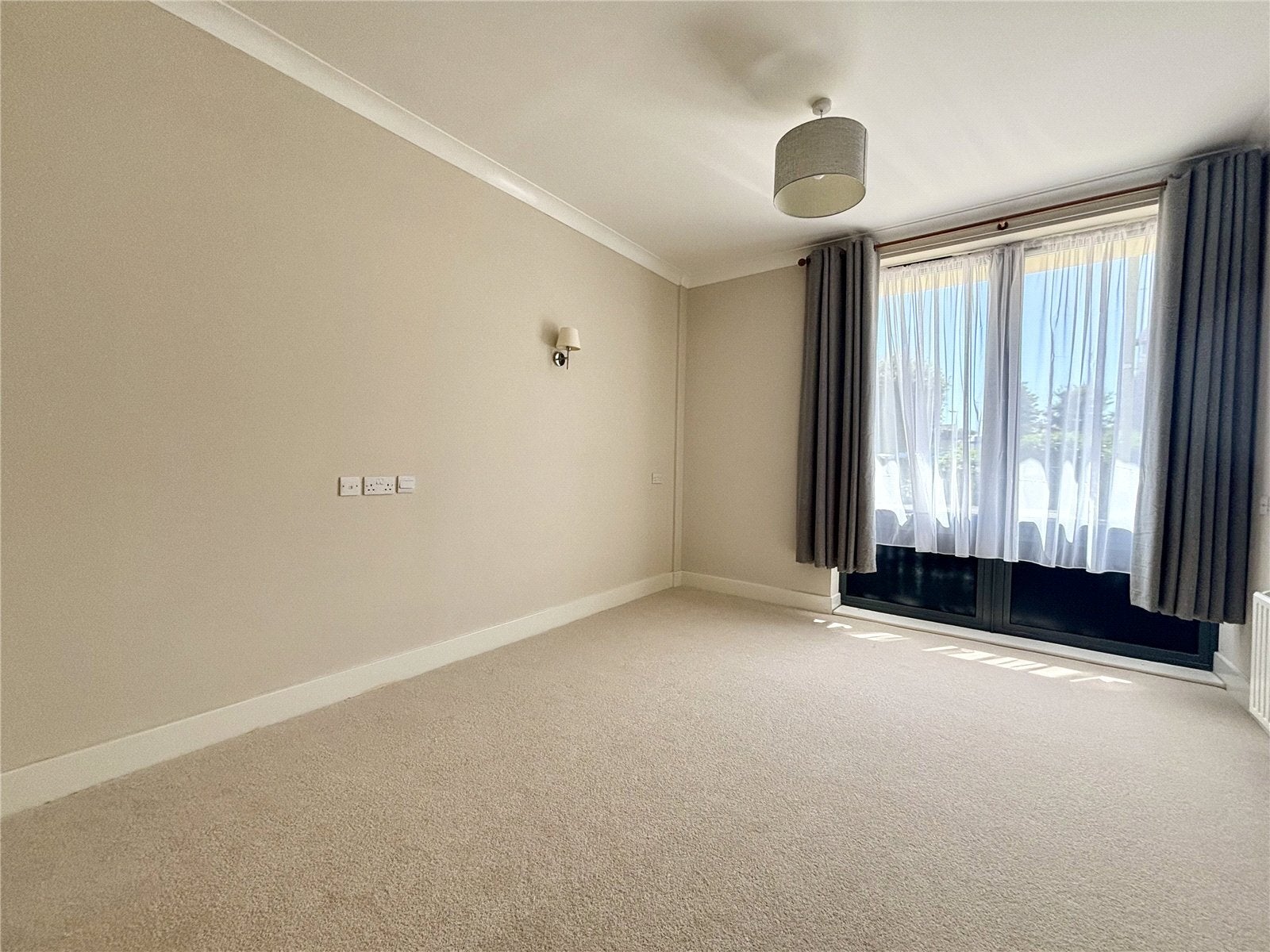 Flat Maumbury Square in Dorchester
