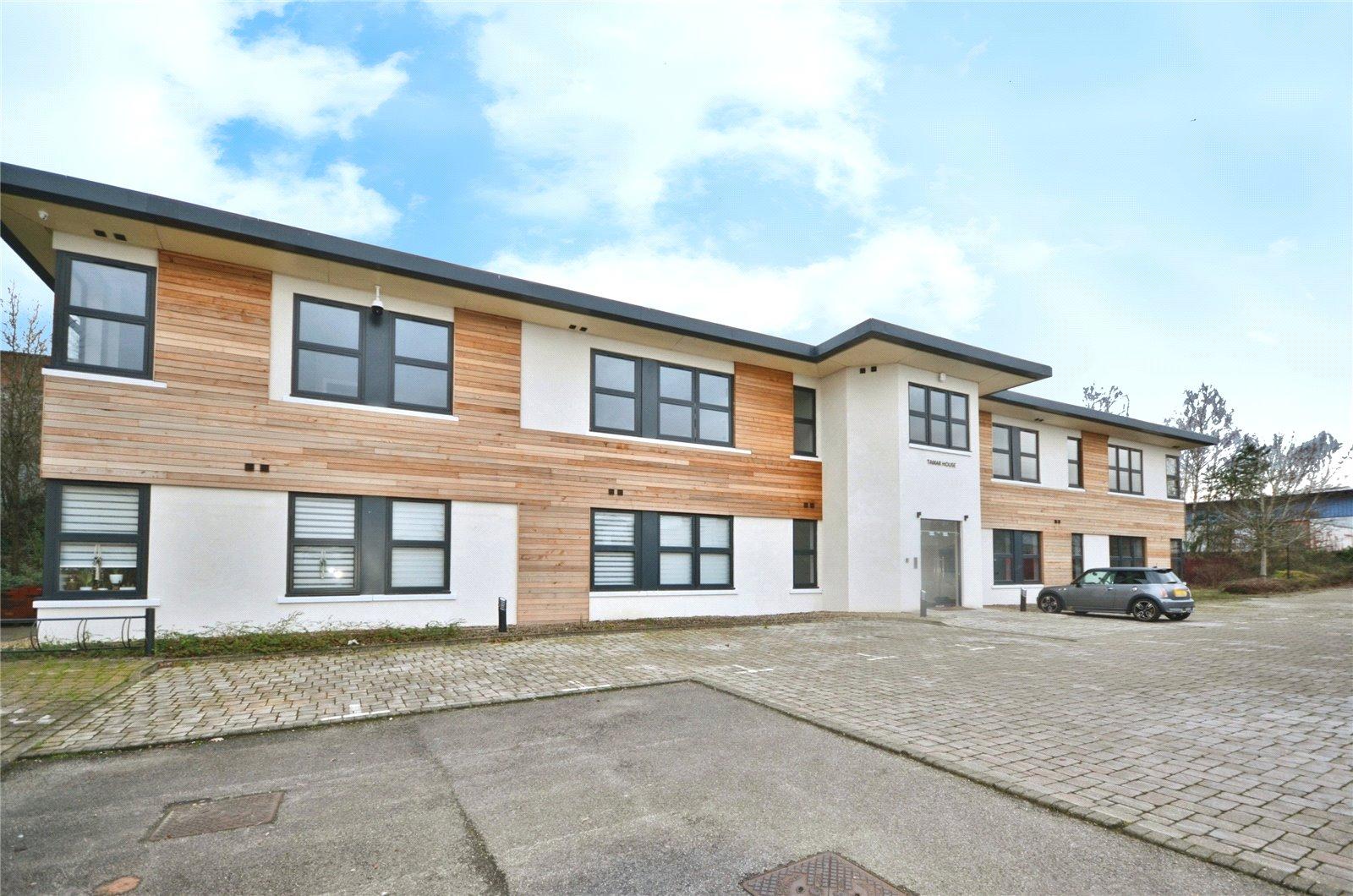 Flat Brants Bridge in Bracknell
