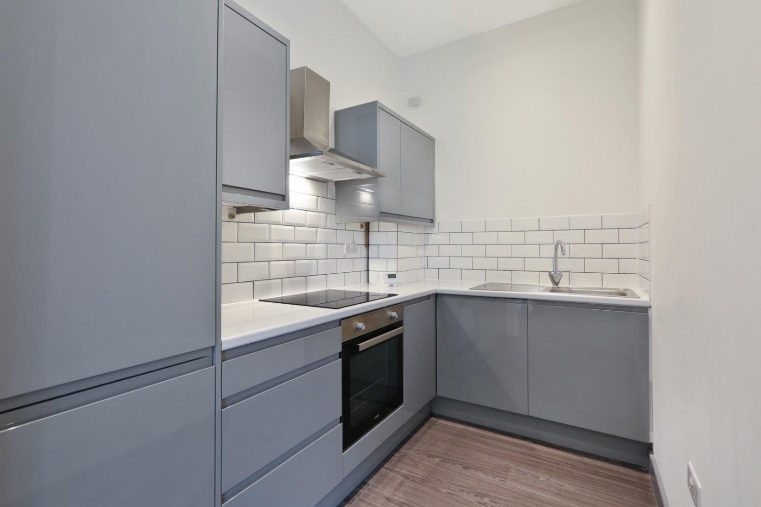 Flat Camberwell Road in Greater London