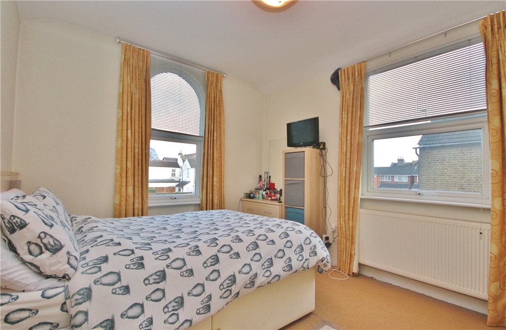Flat Laleham Road in Borough of Spelthorne
