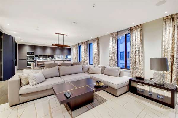 Flat Cheval Place in Greater London