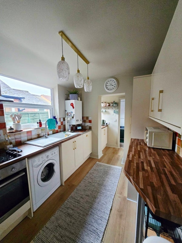 Room Mamble Road in Dudley